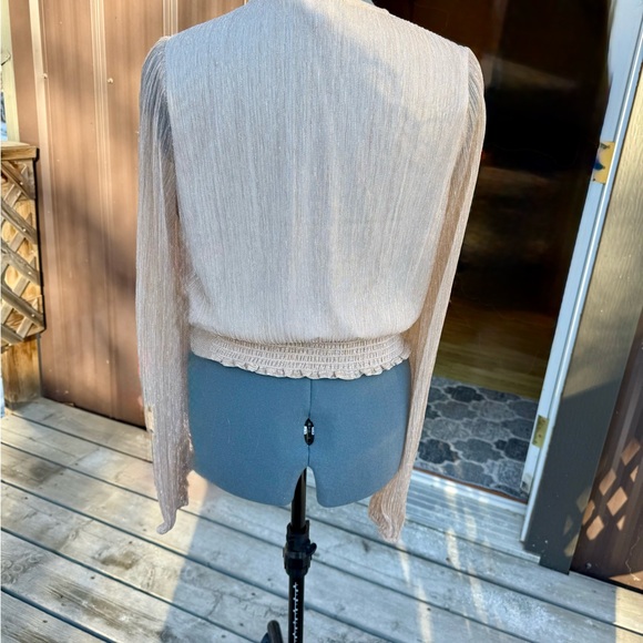 Have Cream and Red Floral Wrap Blouse - Picture 2 of 15